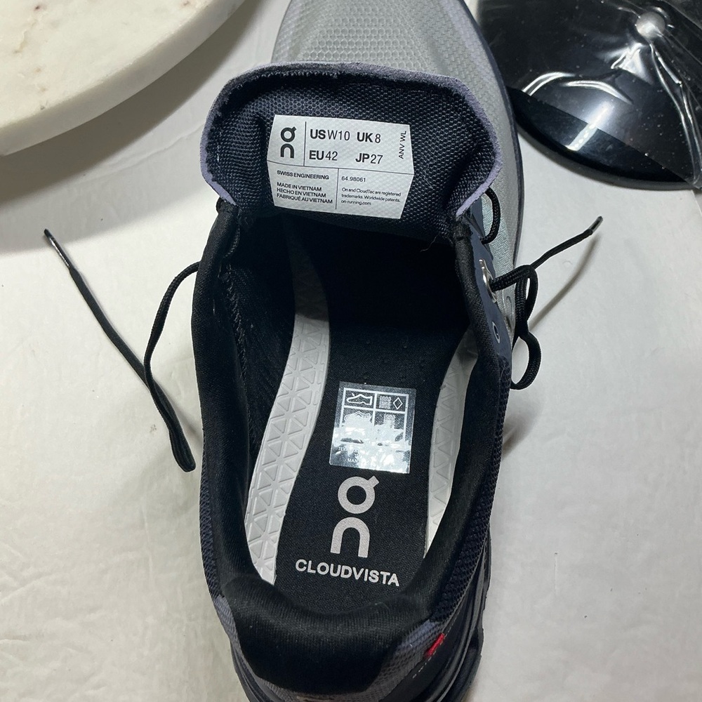On Cloud Women's Size 10 Navy Wash Blue Cloudvista Trail Running Shoes - Picture 13 of 15